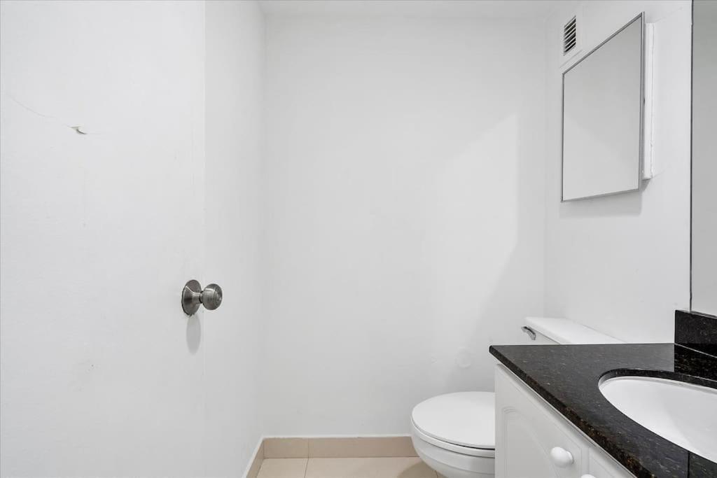 Beachfront 2 Bedroom At Tides Hollywood 8Th Floor Ngoại thất bức ảnh