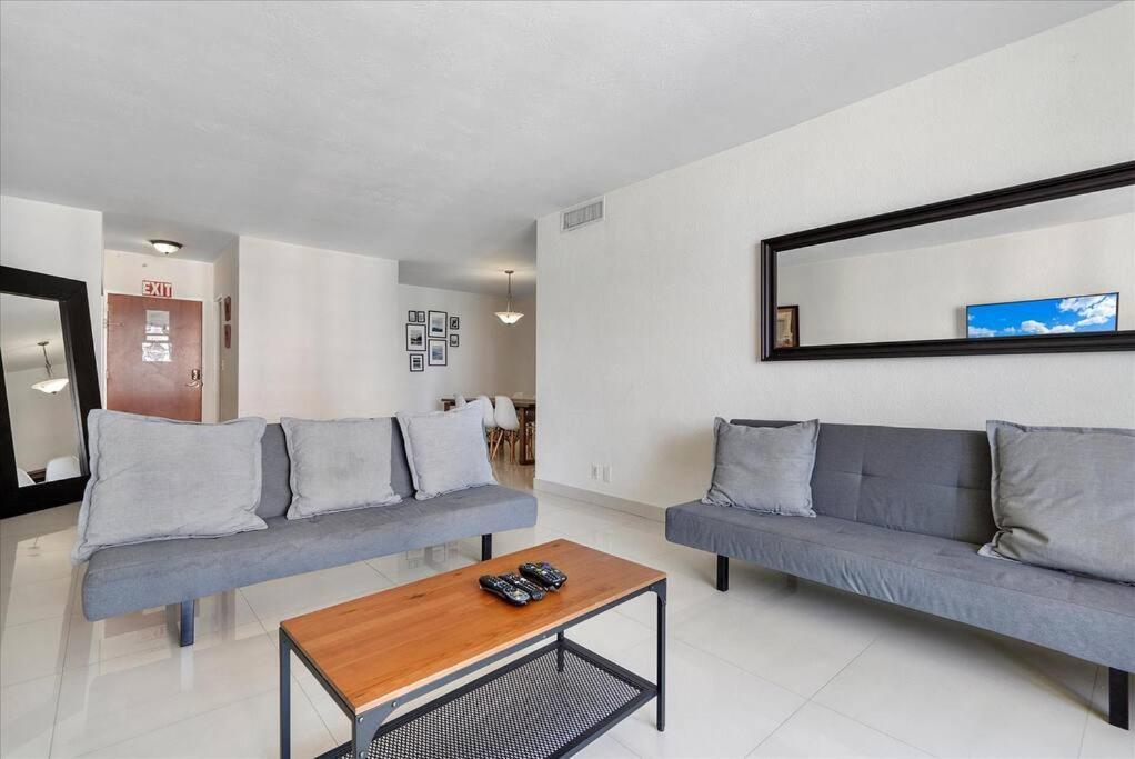 Beachfront 2 Bedroom At Tides Hollywood 8Th Floor Ngoại thất bức ảnh